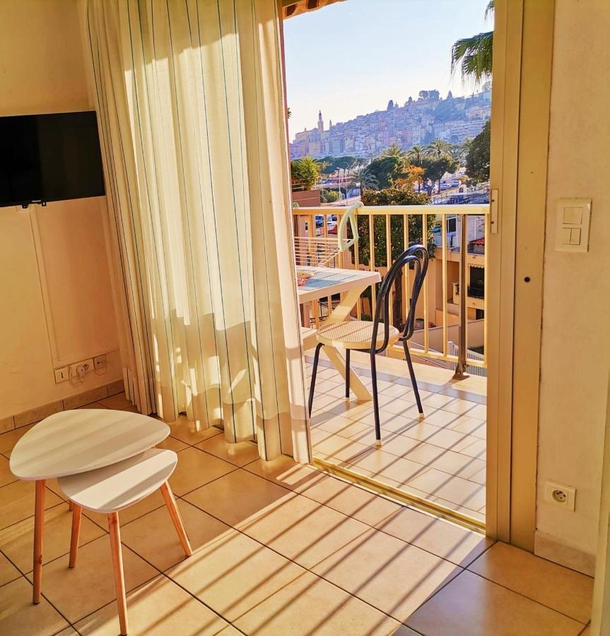 Menton Bord De Mer Studio Calme Avec Balcon, Ascenseur, Climatisation, Ideal Location Quiet Near Sea, Balcony, Elevator, Ac מראה חיצוני תמונה
